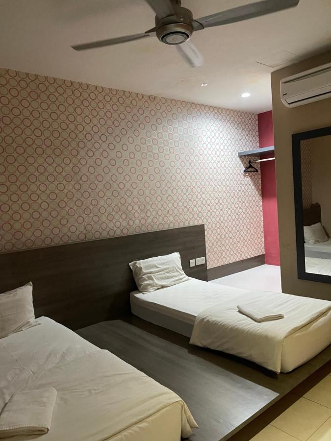 Golden Guest House クアンタン エクステリア 写真